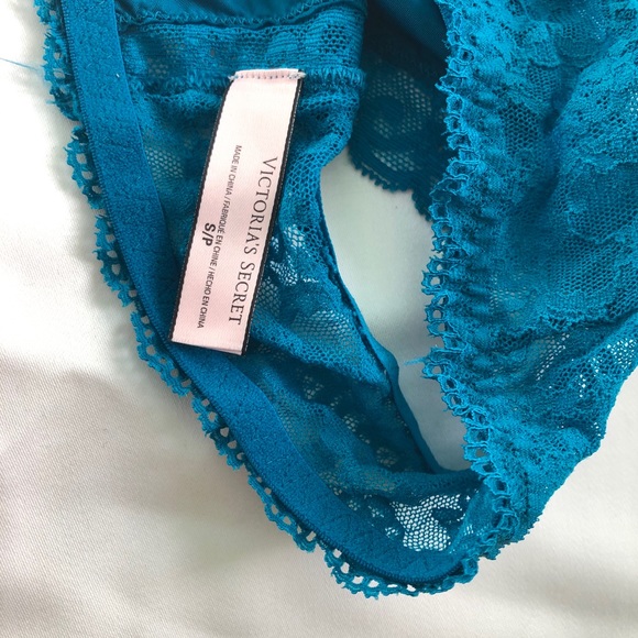 NWOT Victoria’s Secret Bralette - Picture 4 of 4